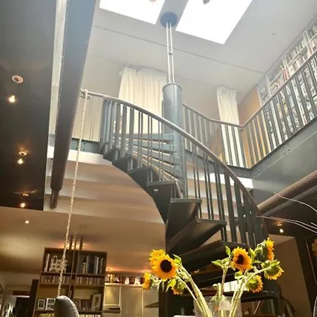 Elegant Penthouse Loft Of 250 M2 In Centre With Huge Roofgarden 80 M2 *