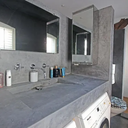 Elegant Penthouse Loft Of 250 M2 In Centre With Huge Roofgarden 80 M2 *