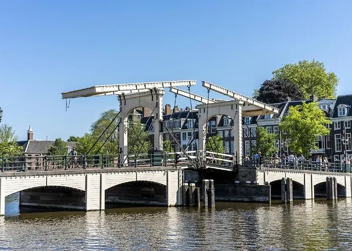 Elegant Penthouse Loft Of 250 M2 In Centre With Huge Roofgarden 80 M2 公寓 *