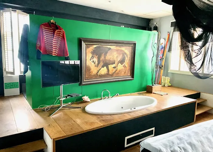 Elegant Penthouse Loft Of 250 M2 In Centre With Huge Roofgarden 80 M2 阿姆斯特丹