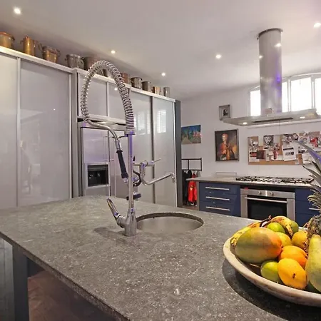 Апартаменты Elegant Penthouse Loft Of 250 M2 In Centre With Huge Roofgarden 80 M2
