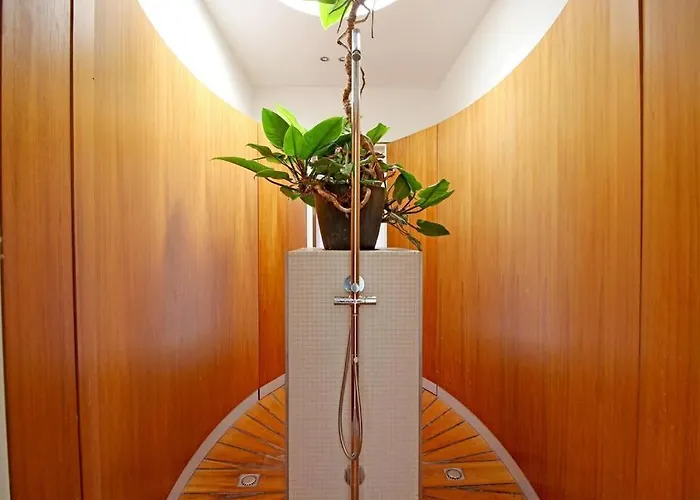 Elegant Penthouse Loft Of 250 M2 In Centre With Huge Roofgarden 80 M2 *