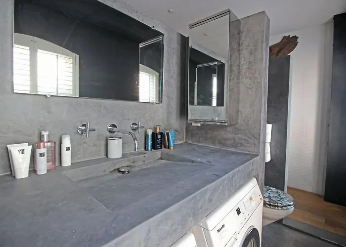 Elegant Penthouse Loft Of 250 M2 In Centre With Huge Roofgarden 80 M2 *