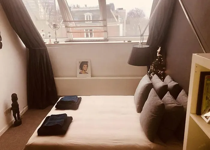 Elegant Penthouse Loft Of 250 M2 In Centre With Huge Roofgarden 80 M2